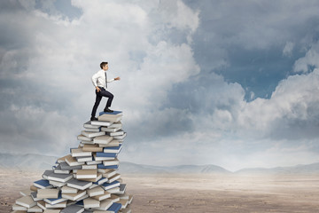 《桂林山水》的作者是谁啊？