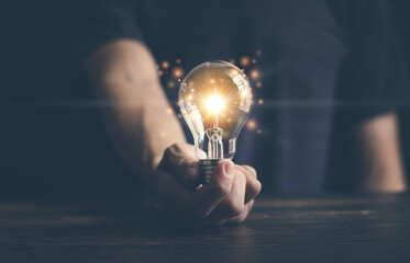 健康大讲堂主持人主持词大全