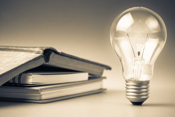 七年级英语上册课本单词含26个大写字母的单词表